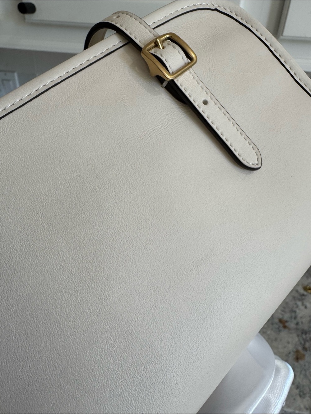 Coach Swing Zip in Chalk - Picture 6 of 6